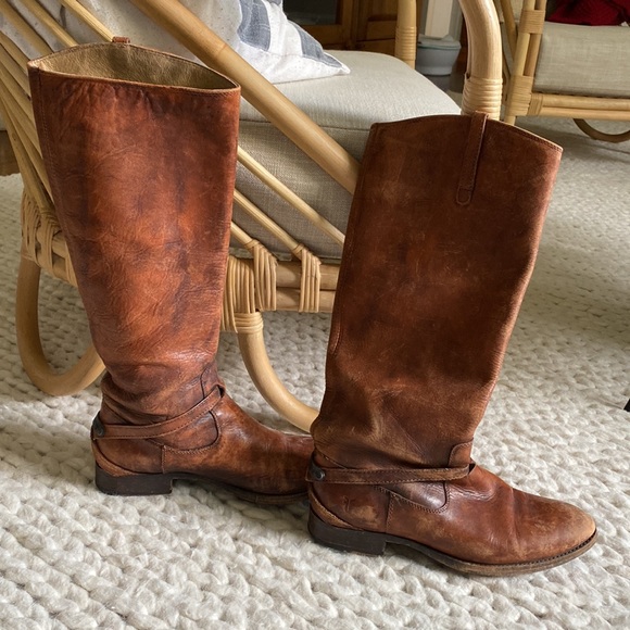 Frye Lindsay Plate Boot - Picture 3 of 7